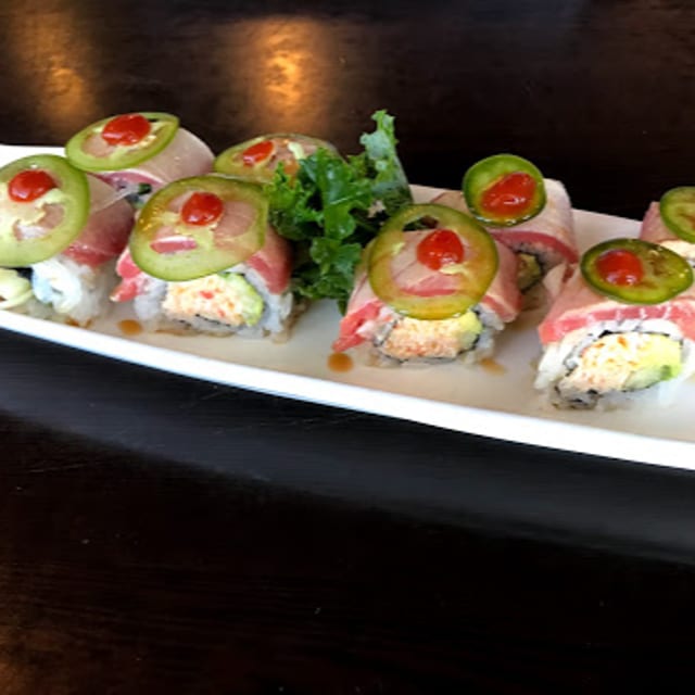 Tuna Jalapeño Roll.